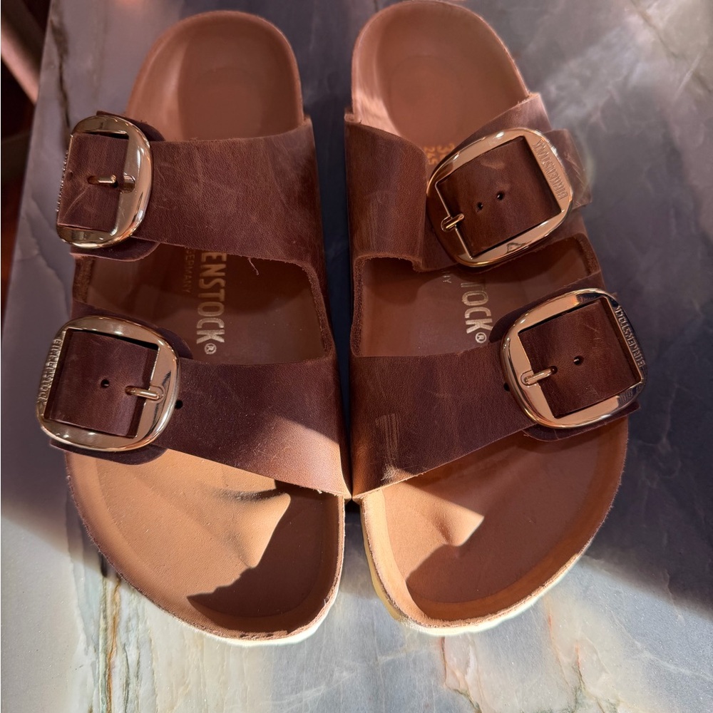 Arizona big buckle Birkenstock Sandals size 38

Antique cognac oiled leather